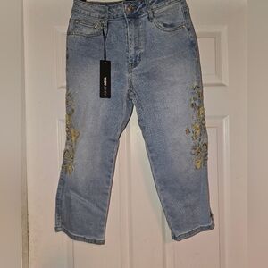 Fashion Nova Light Blue Capri Jeans with Gold Embroidery